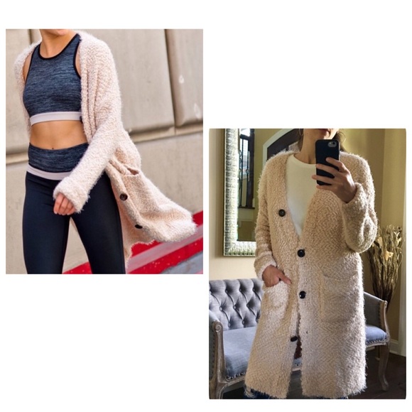 ✨LAST✨ Amazingly Soft Sherpa Cardigan - Picture 7 of 7